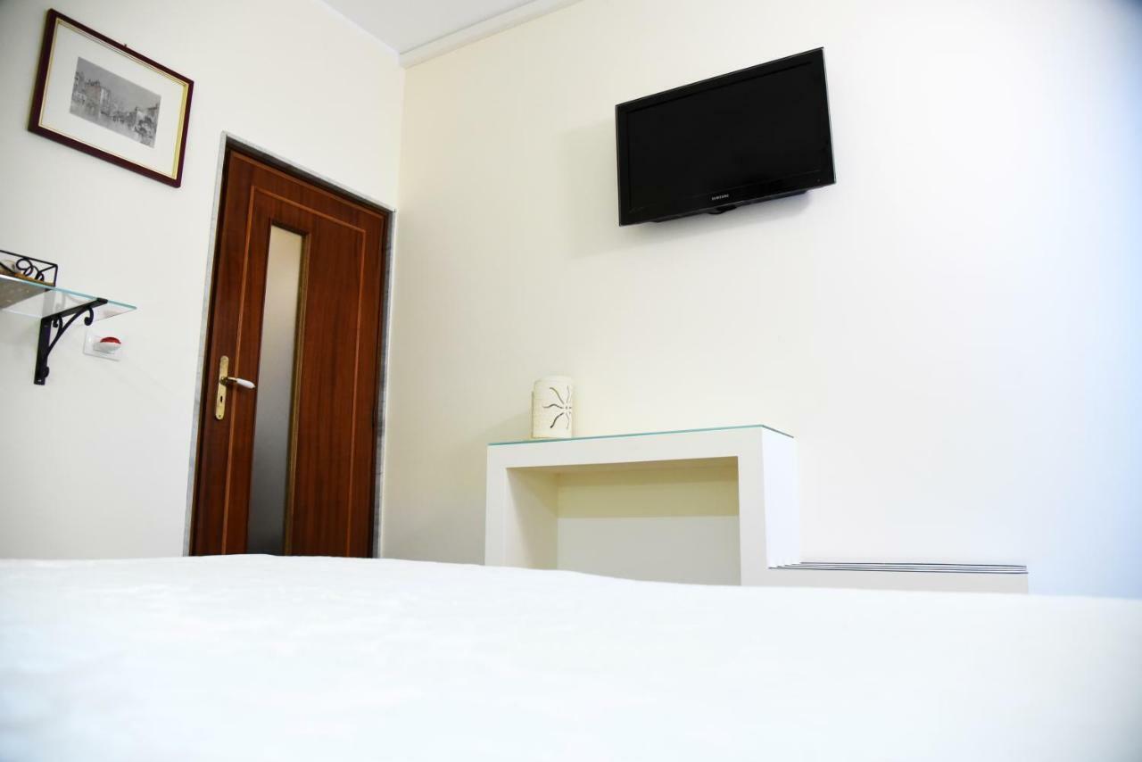 B&B Al Vecchio Glicine Торре-Канне Экстерьер фото